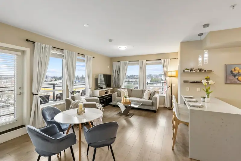 F401 20211 66 AVENUE - photo 4 of 25