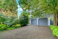 7269 150A STREET - thumbnail 3