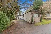 6 6571 KING GEORGE BOULEVARD - thumbnail 3