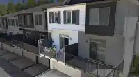 53 8130 136A STREET - thumbnail 2