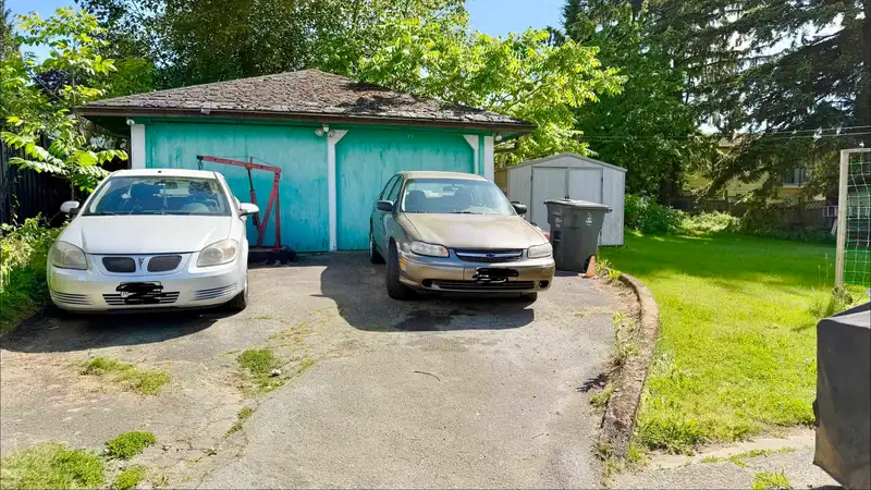13688 113 AVENUE - photo 3 of 7