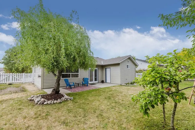 6307 HOMESTEAD AVENUE - photo 3 of 25