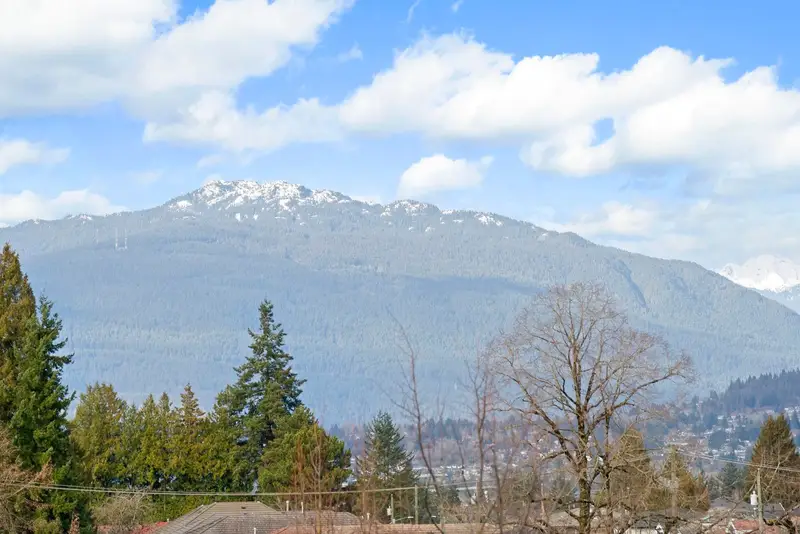 PH18 6283 KINGSWAY - photo 2 of 25