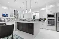 6631 121A STREET - thumbnail 11