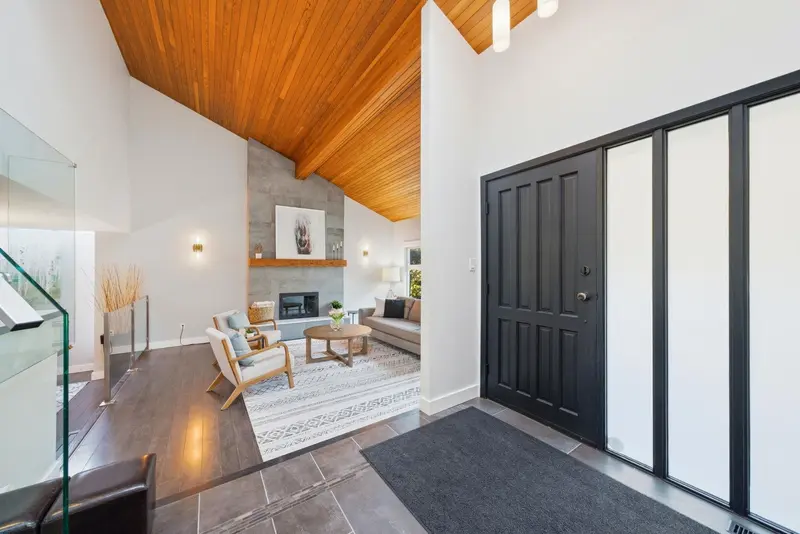 2023 HILL DRIVE - photo 3 of 25