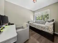 512 13900 HYLAND ROAD - thumbnail 4