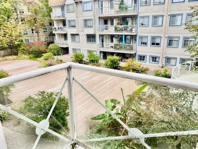 327 12101 80 AVENUE - photo 4 of 18