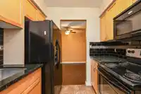 212 17661 58A AVENUE - thumbnail 10
