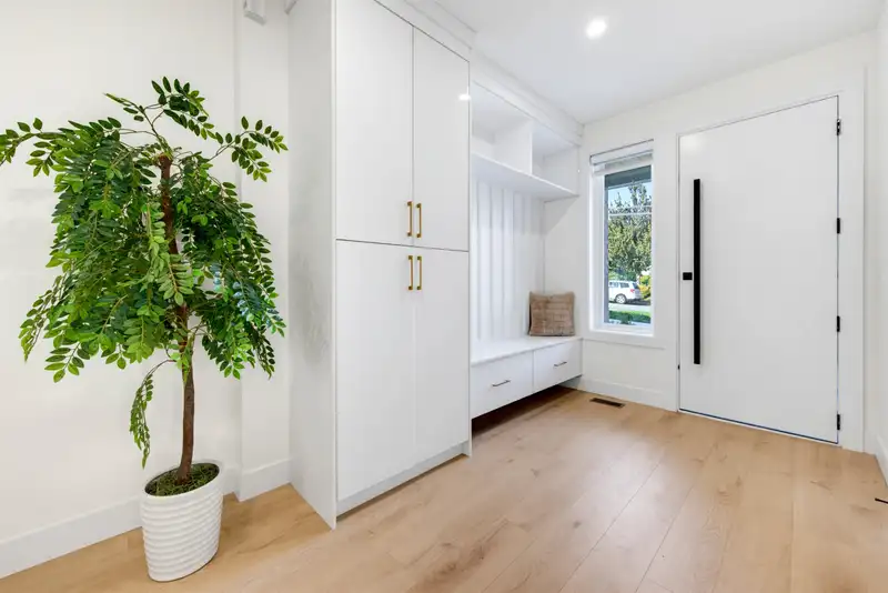 1 19128 61A AVENUE - photo 3 of 25