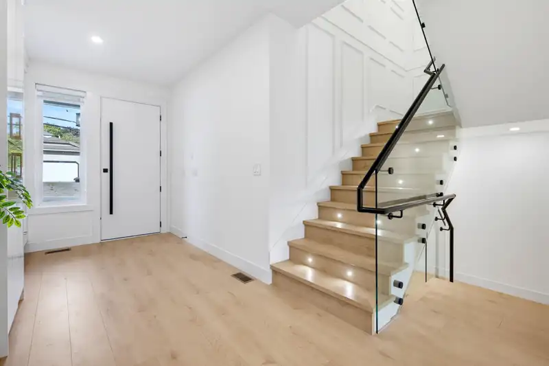 1 19128 61A AVENUE - photo 4 of 25