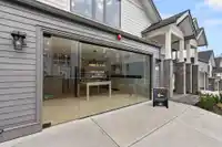 5 16358 90 AVENUE - thumbnail 2