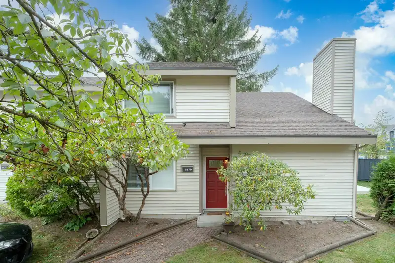 6179 E GREENSIDE DRIVE - photo 1 of 14