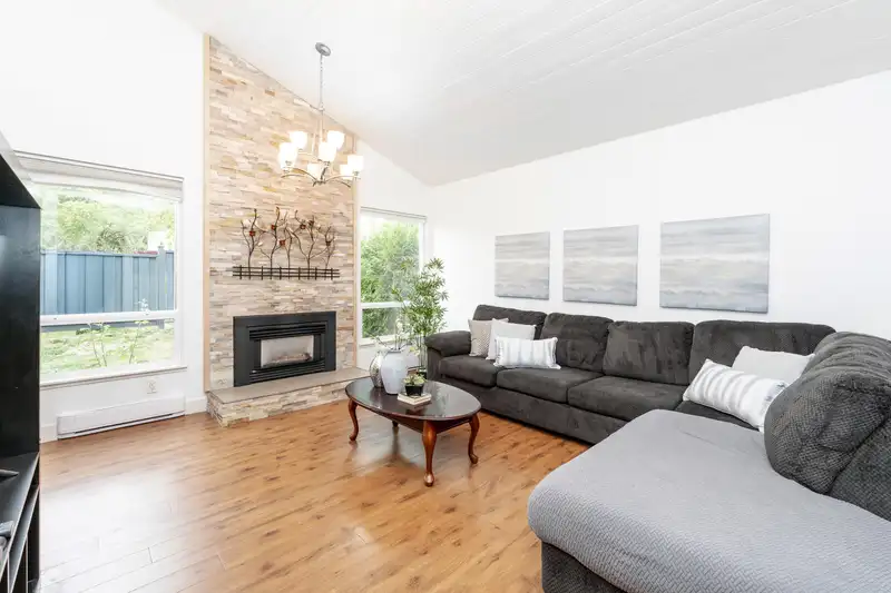 6179 E GREENSIDE DRIVE - photo 4 of 14