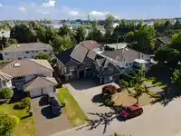 12420 90A AVENUE - thumbnail 3