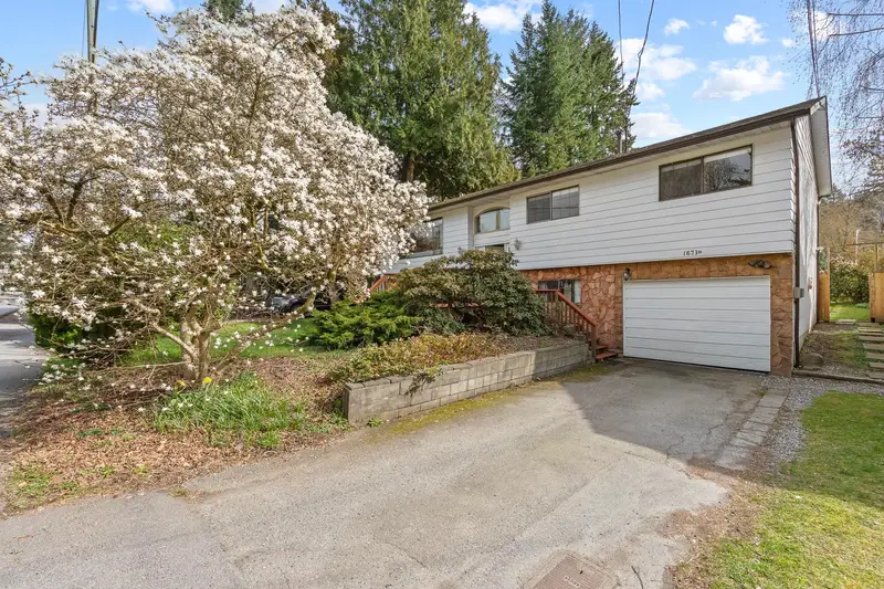 16730 26 AVENUE - photo 1 of 5