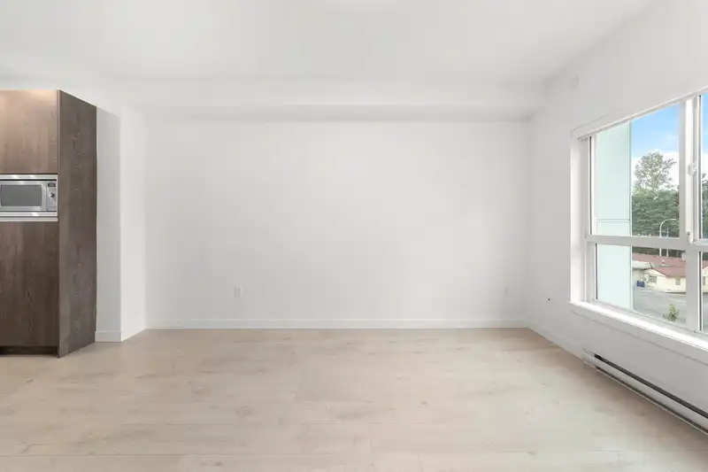 312 14225 103A AVENUE - photo 4 of 30