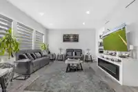 14477 101 AVENUE - thumbnail 5