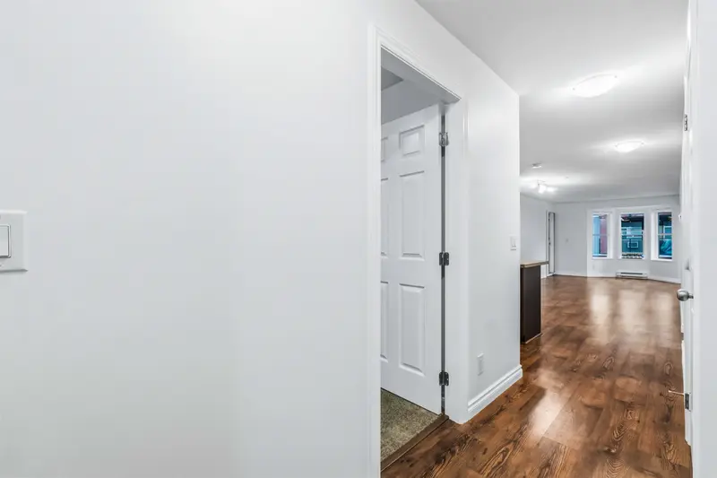 301 5488 198 STREET - photo 4 of 25