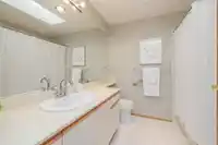 213 6875 121 STREET - thumbnail 27