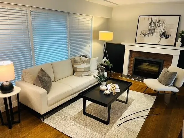 1314 THOMAS AVENUE - photo 2 of 24