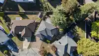 9435 156A STREET - thumbnail 37