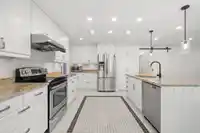 9435 156A STREET - thumbnail 7