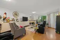39 9271 122ND STREET - thumbnail 2