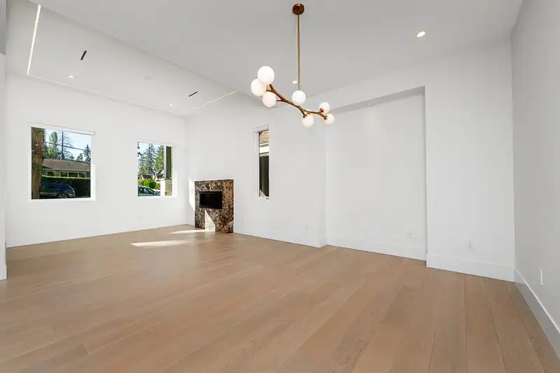12759 107A AVENUE - photo 3 of 40