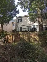 33 10565 153 STREET - thumbnail 2