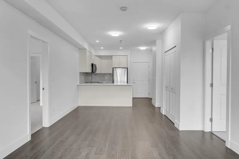 204 9983 E BARNSTON DRIVE - photo 2 of 19