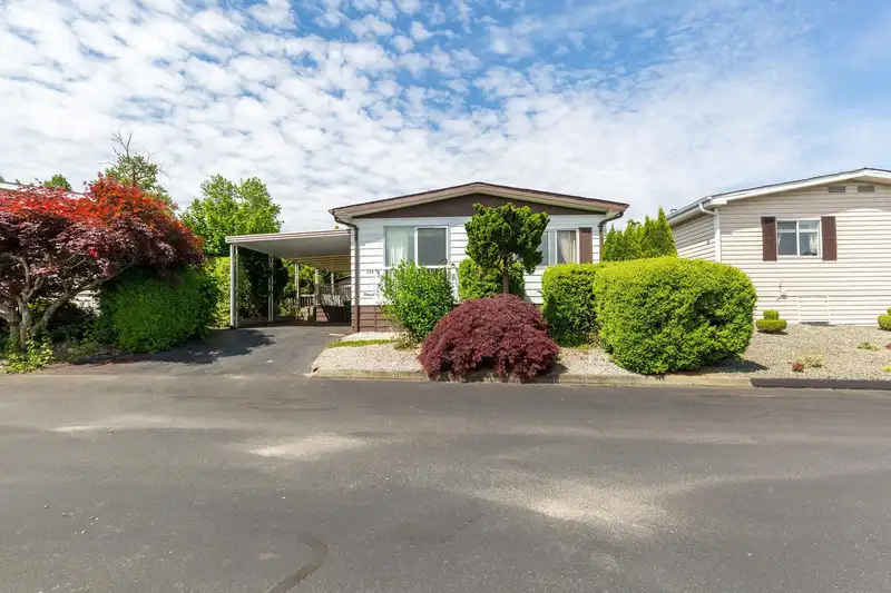 124 8234 134 STREET - photo 3 of 40