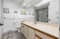 213 7156 121 STREET - thumbnail 16