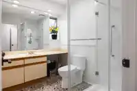 213 7156 121 STREET - thumbnail 24