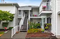 213 7156 121 STREET - thumbnail 32