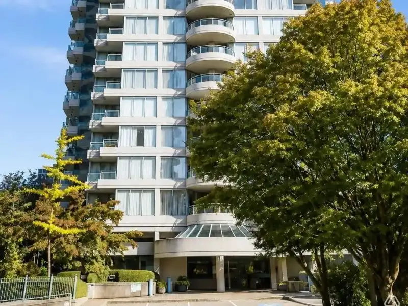 1405 13383 108TH AVENUE - photo 1 of 25