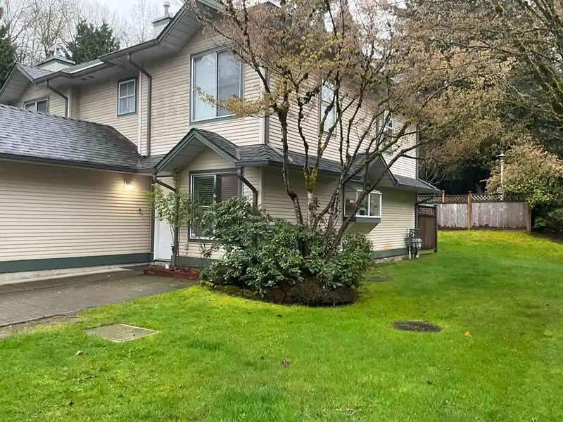 128 8655 KING GEORGE BOULEVARD - photo 3 of 16
