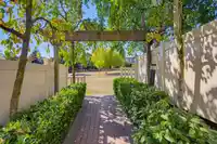 29 19560 68 AVENUE - thumbnail 34
