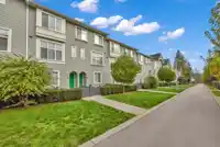 8 8168 136A STREET - thumbnail 30