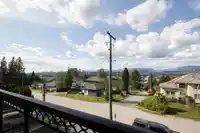 12136 100A AVENUE - thumbnail 3