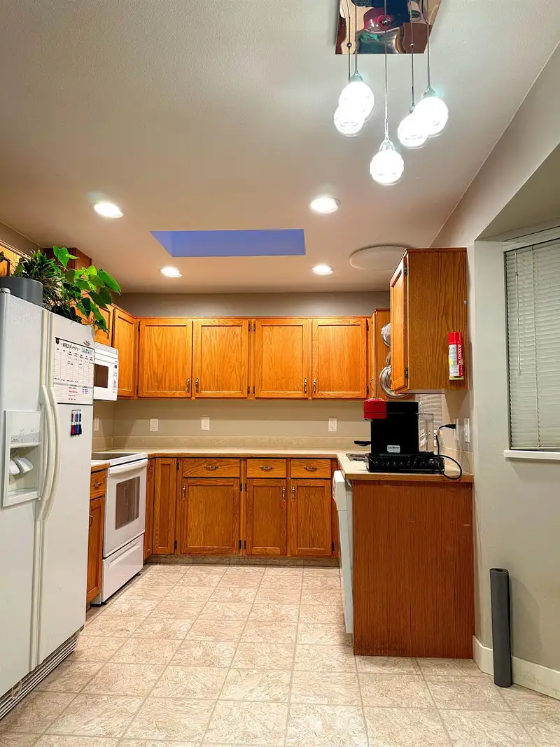 10687 155A STREET - photo 2 of 15