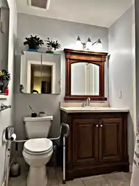 10687 155A STREET - thumbnail 8