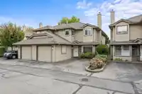 22 9727 152B STREET - thumbnail 2