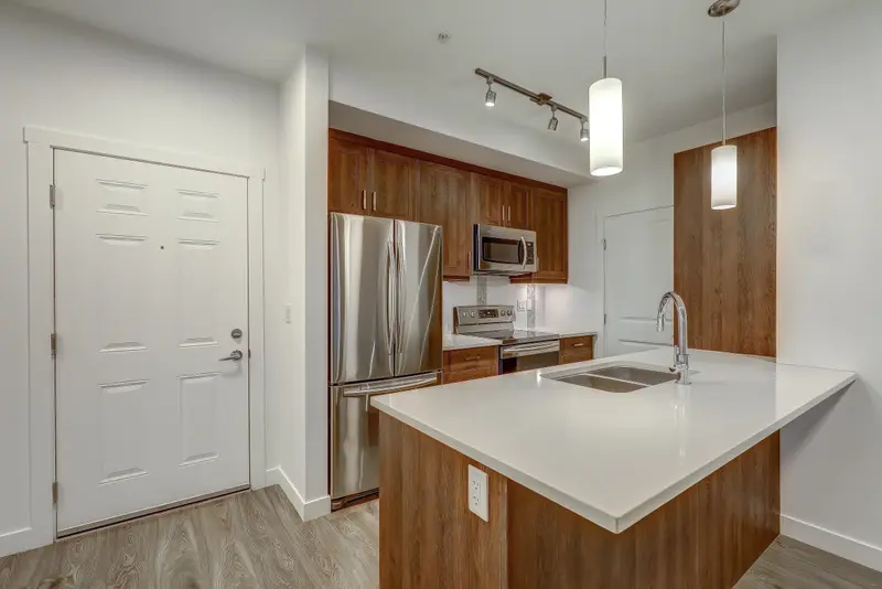 505 20826 72 AVENUE - photo 4 of 25