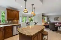 8030 153A STREET - thumbnail 4