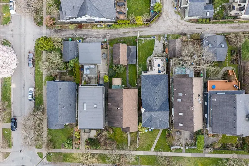 3832 HEATHER STREET - photo 3 of 25