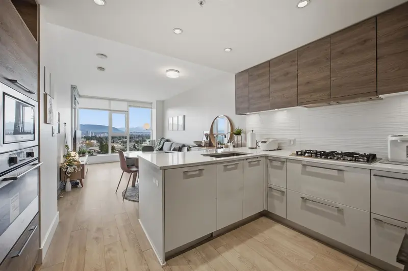 2106 7303 NOBLE LANE - photo 3 of 25