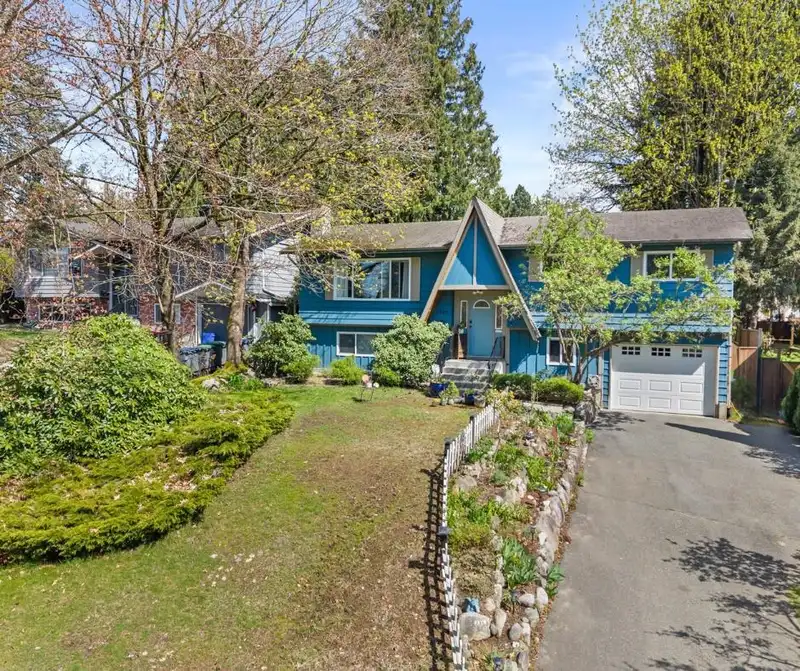 5866 179A STREET - photo 1 of 25