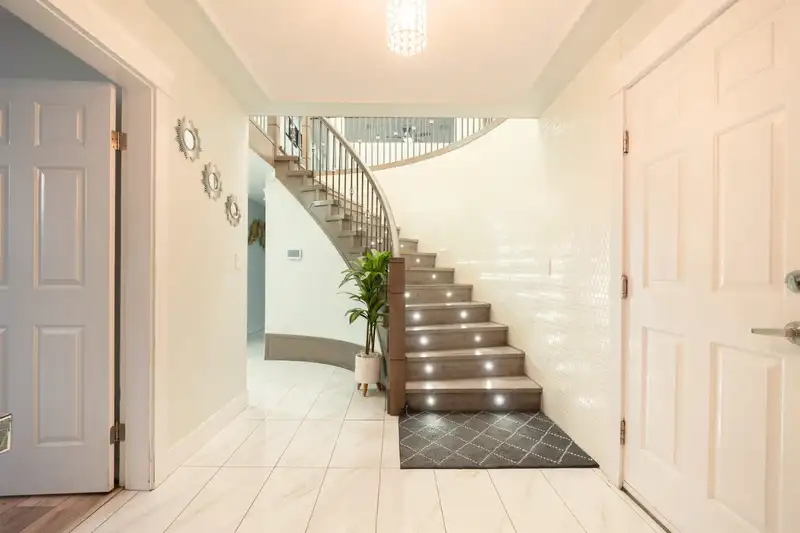 12451 90A AVENUE - photo 3 of 27