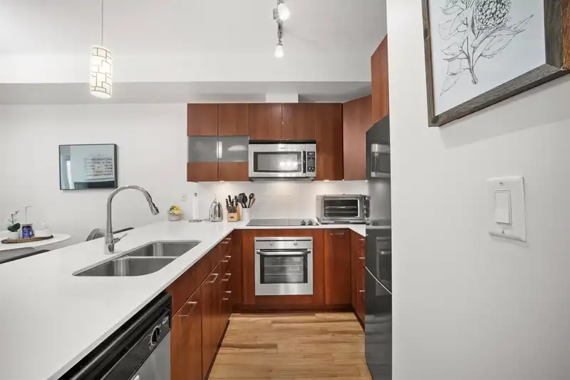 203 13321 102A AVENUE - photo 1 of 40
