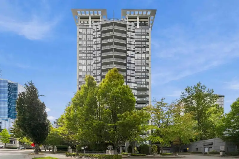 504 10899 UNIVERSITY DRIVE - photo 1 of 5